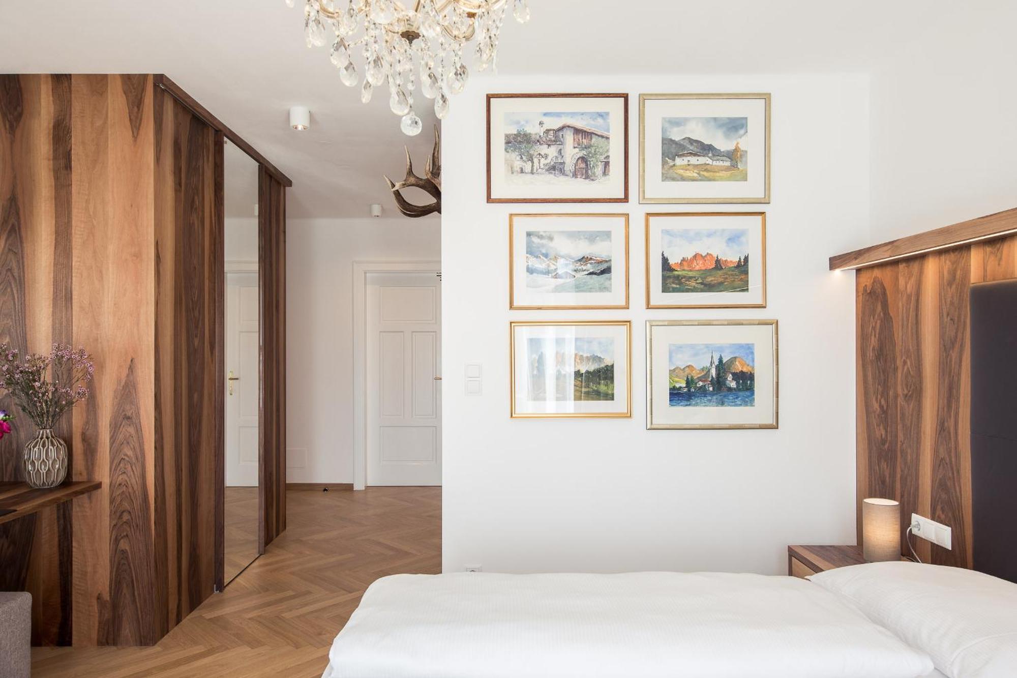 Romantik Hotel Jagdhof Caldaro Εξωτερικό φωτογραφία