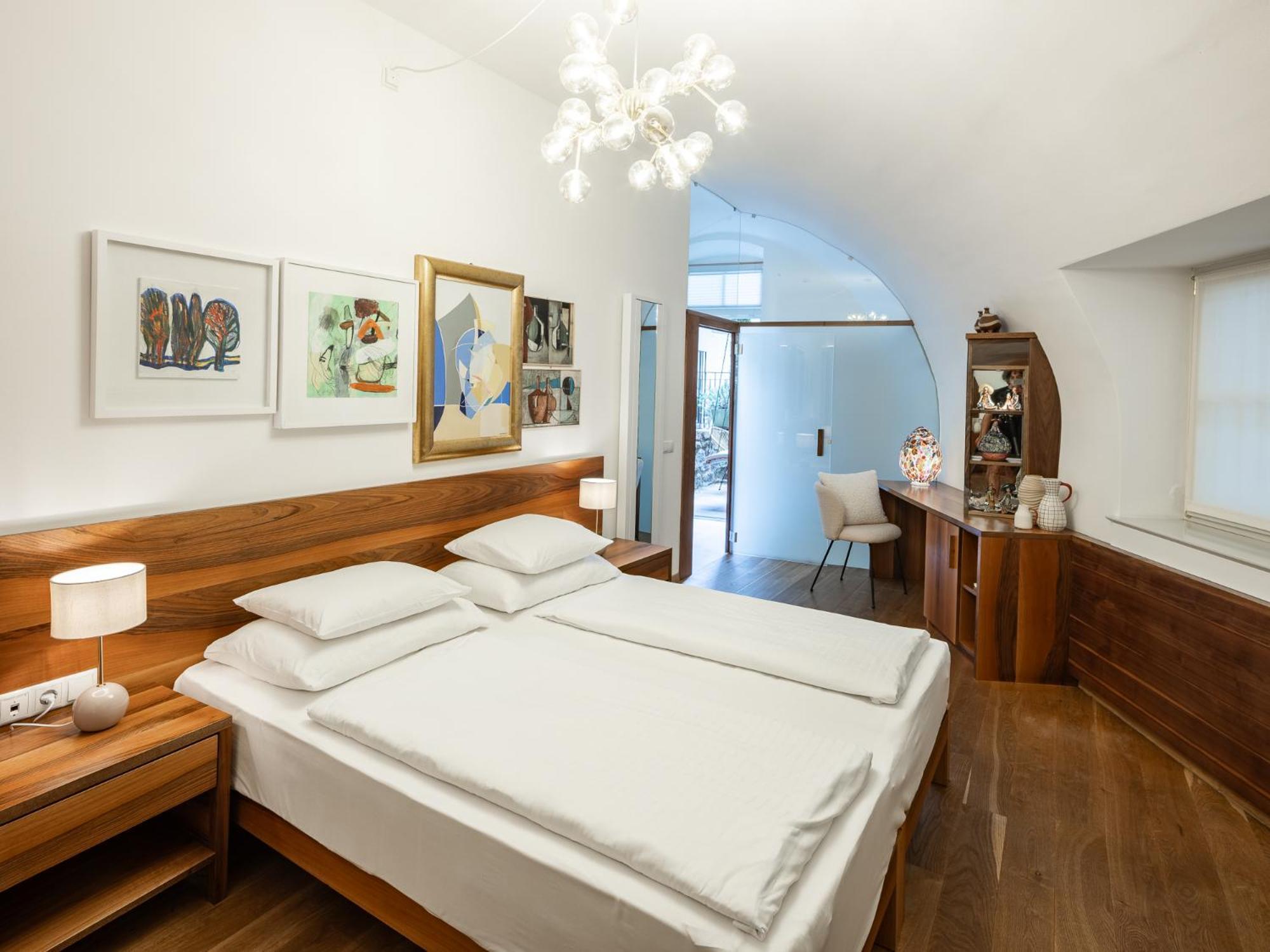 Romantik Hotel Jagdhof Caldaro Εξωτερικό φωτογραφία