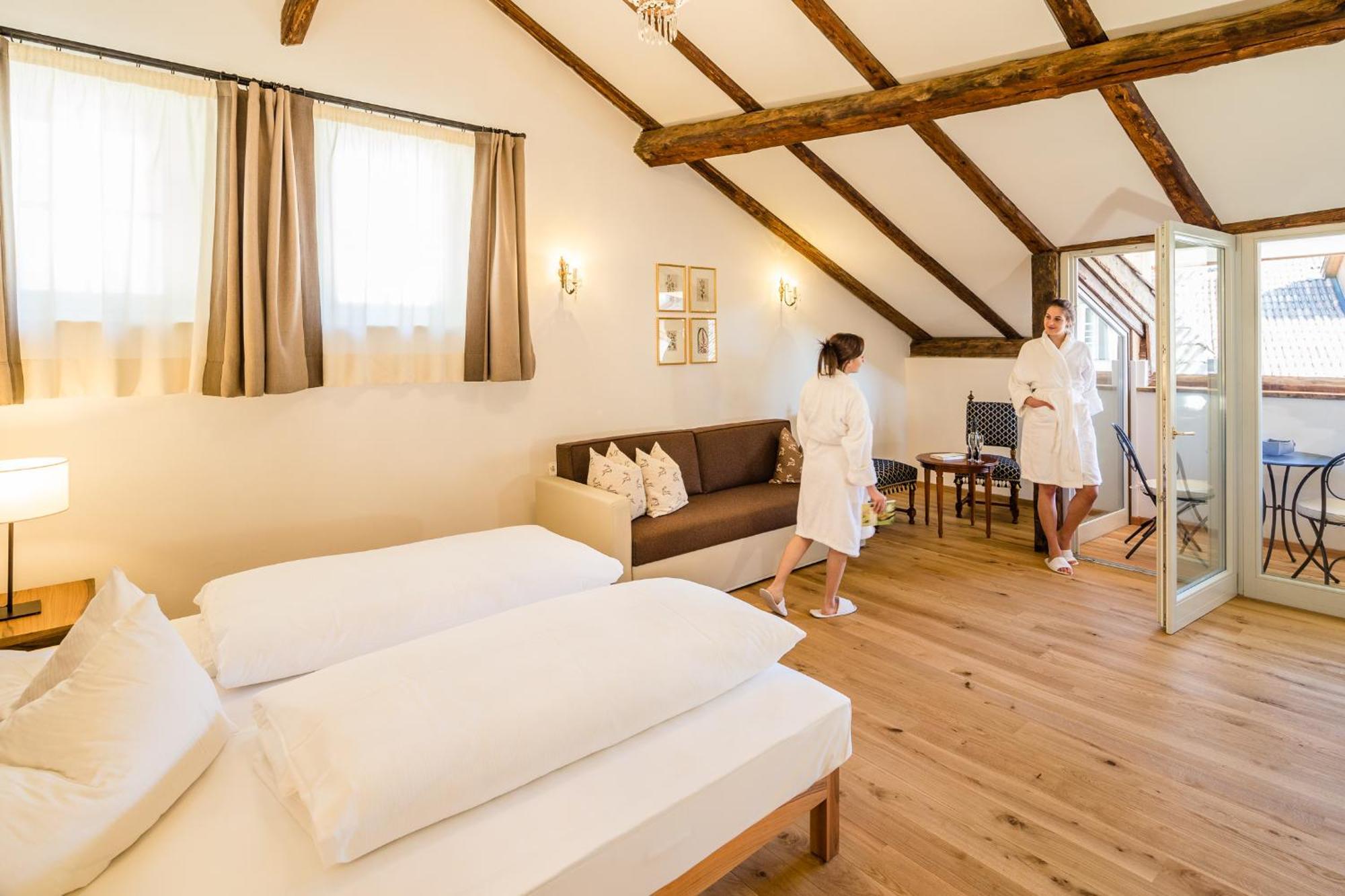 Romantik Hotel Jagdhof Caldaro Εξωτερικό φωτογραφία