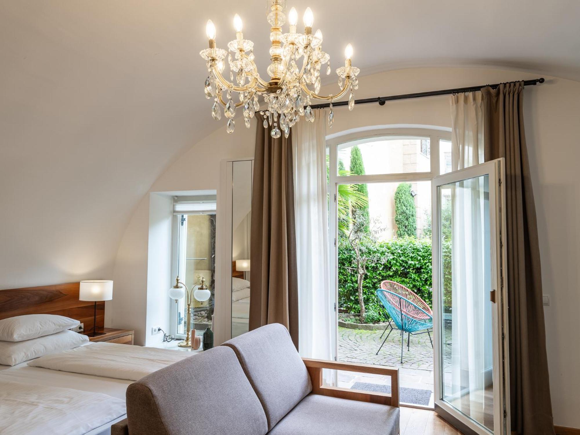 Romantik Hotel Jagdhof Caldaro Εξωτερικό φωτογραφία